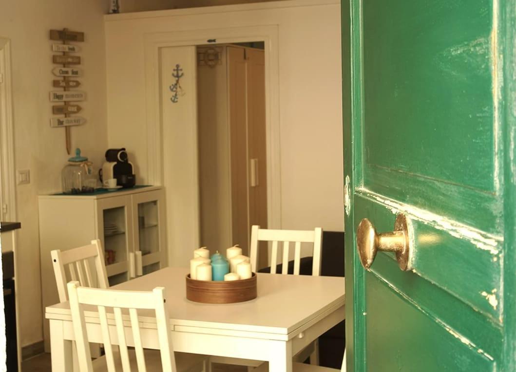 Ai Bastioni Di Alghero - 1 Bedroom Apartment A Few Meters From The Town Center Exterior photo